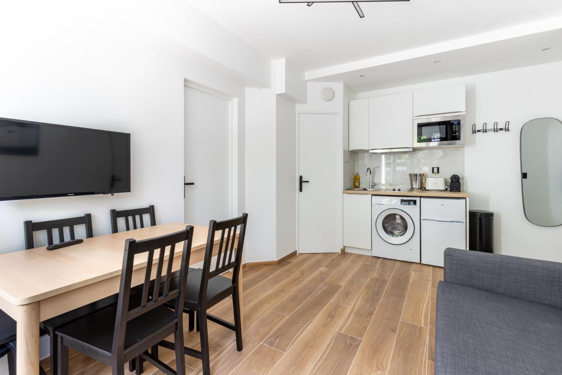 Nouvel Cosy Montparnasse * Parijs
